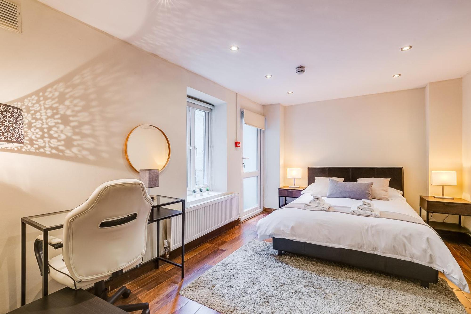 Entire Family Home - 2Bd2Bth Central Earl'S Court Λονδίνο Εξωτερικό φωτογραφία